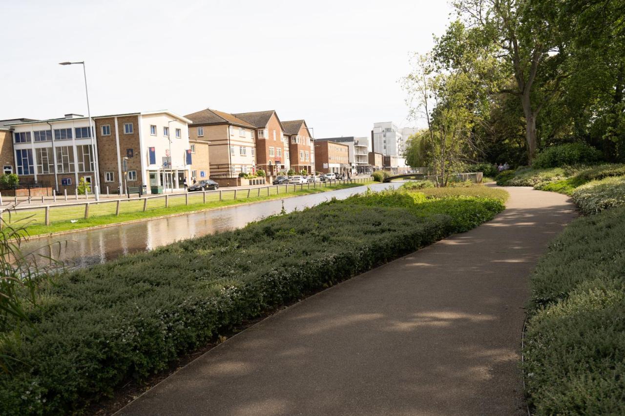 Hemel Apartments - Lavender Luxe Hemel Hempstead Exterior foto